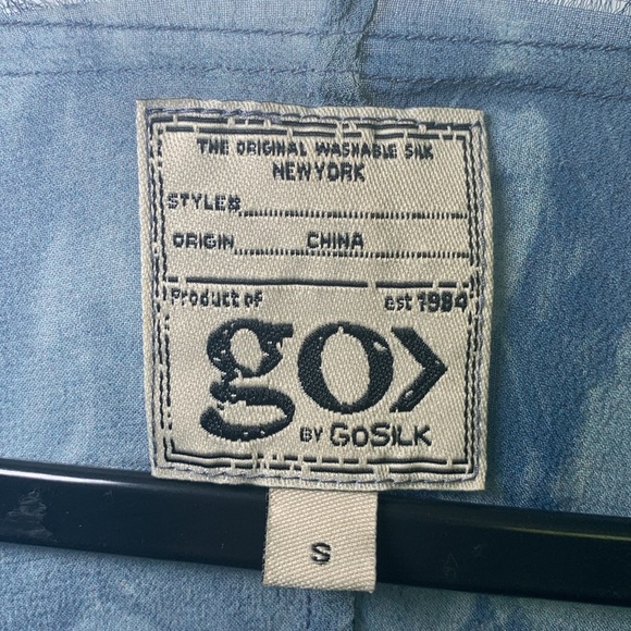 Go Silk blue top size small - Picture 2 of 5